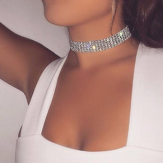 Choker with Rhinestones – Elegant Necklace